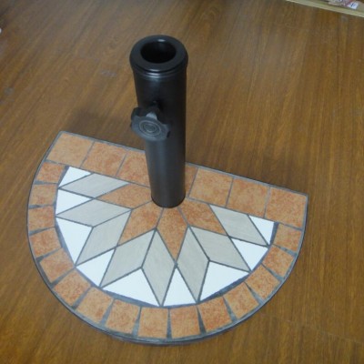 Half round mosaic concrete umbrella base